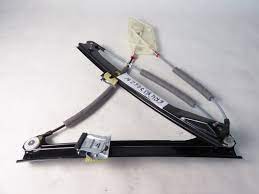ELEVADOR ELEC (DEL/DER) VENTO POLO (13-16) (S/MOTOR)
