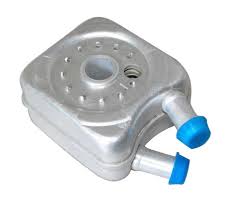 RADIADOR ACEITE (SANDWICH) MK A2 A3 COMBI 1800 MK A4 A5 NB 97-99 (2.0 LTS) DERBY 97-02 EUROVAN (2.0-2.8 LTS) SHARAN (2.8 LTS) 028 117 021 L