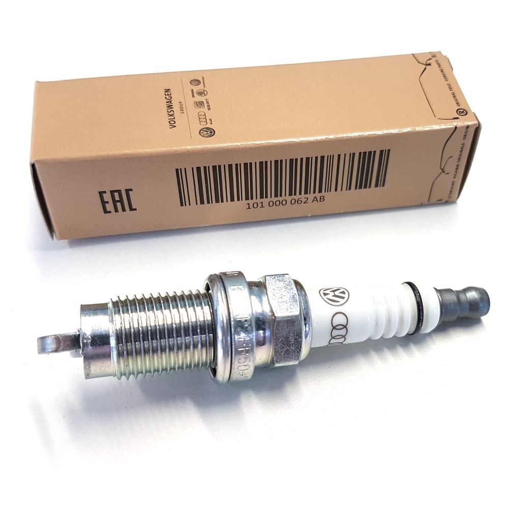 BUJIA PLATINO (1.6LTRS/2.5LTRS2.0 TSI) FR8HPO BORA JETTA A6 NB PASSAT AUDI A1 VENTO POLO IBIZA 18 (1.6LTRS) 03F 905 600 A 101 905 626
