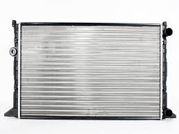 RADIADOR AGUA (C/AIRE) A3 DERBY 1.8 LTS/2.0 LTRS  BASE PLANO ABAJO 1HM-121-253