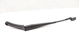 BRAZO (IZQ) LIMPIAPARABRISAS JETTA MK A7