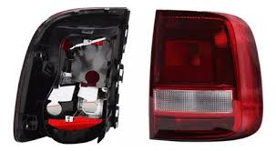 CALAVERA (DER)(17-23) SAVEIRO ROJO/BLANCO S/FOCO 5U7-945-096